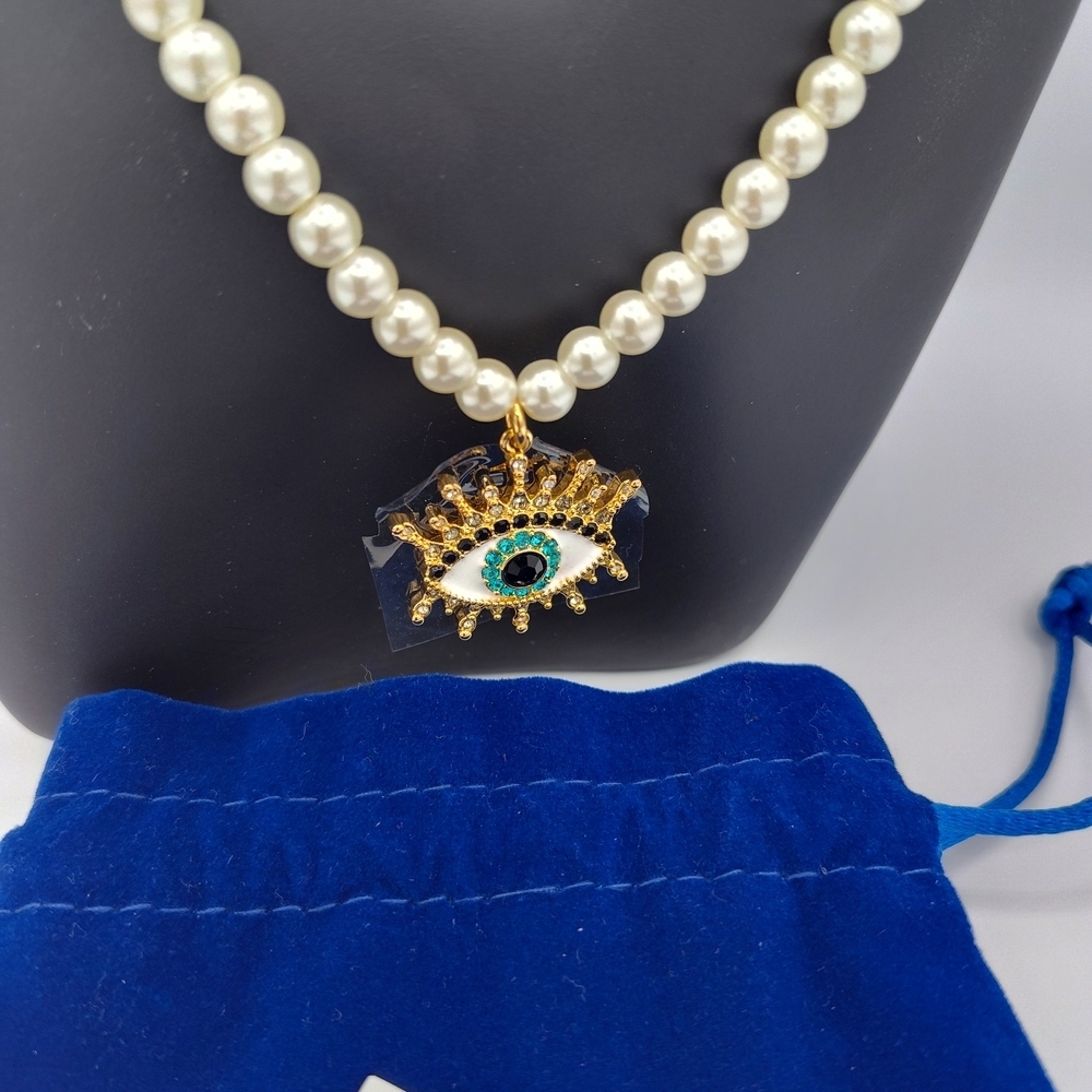 Kurt Geiger Pearl Evil Eye Necklace โจ Statement NWT, Dusty & Unbranded Earrings - Picture 2 of 4